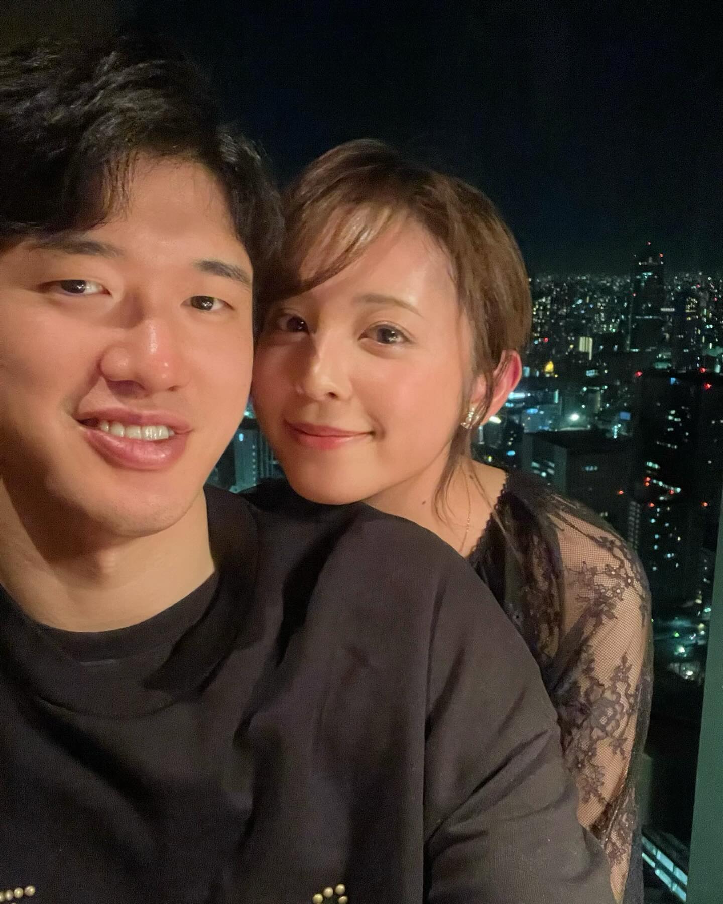 渡边雄太结束B联赛首季征程 妻子晒合照纪念:干得不错?