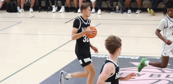 像皮蓬or塔图姆？?弗拉格：美国之子 状元唯一人选 真无弱点？