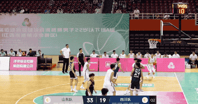 3个月拿下3个MVP,这位小猛男是…?