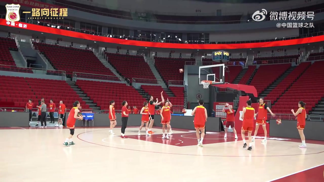 整装待发！中国篮球之队官博晒女篮今日赛前训练视频